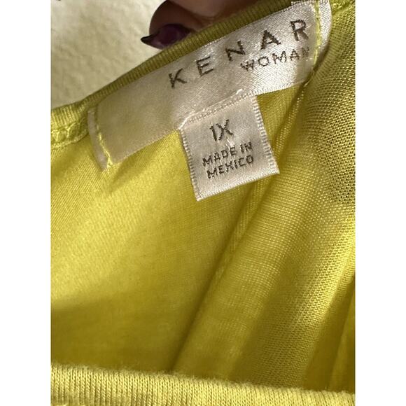 Kenar Women’s Yellow-Green Studded Top Short Sleeve Keyhole Back Stretch Size 1X - Picture 4 of 4